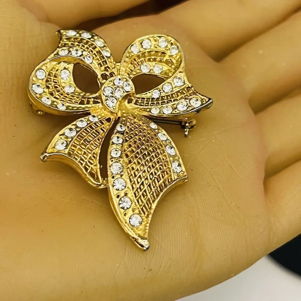 Vintage rhinestone crystal